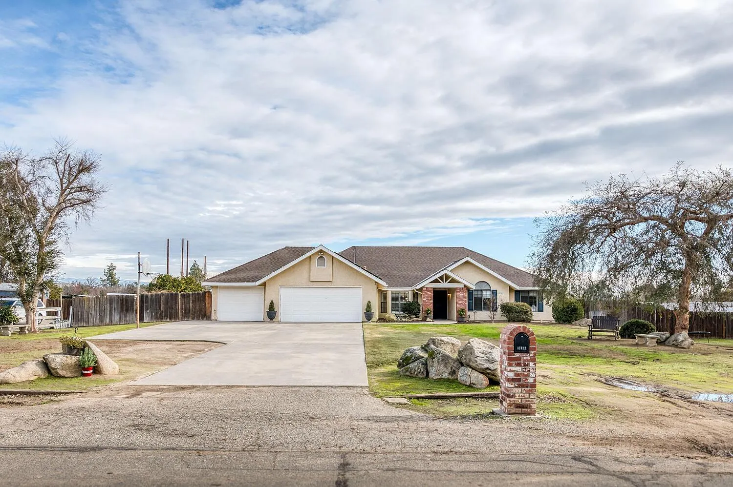 10782 Renn Ave photo 1