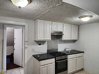 455 Gregory Avenue, #3