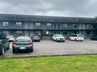 561 Runway Rd, Batesville, AR 72501