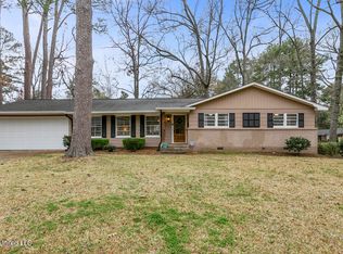 2209 Southwood Rd, Jackson, MS 39211