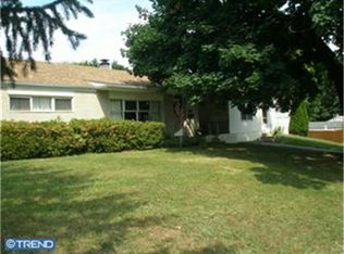 26 Laurel Ln, Plymouth Meeting, PA 19462