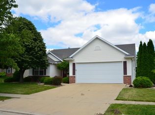 1417 Norma Dr, Bloomington, IL