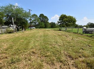 4202 Scenic Dr, Dickinson, TX 77539