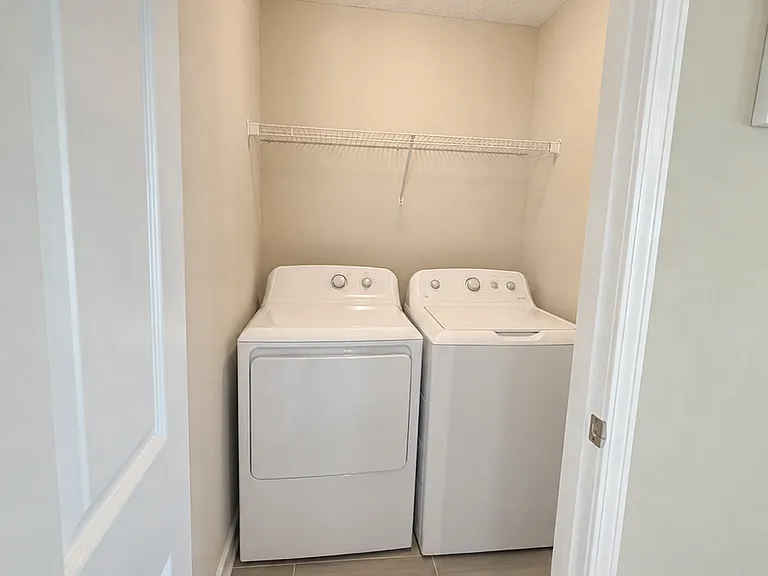 7340 Townsend Village Ln — Photo 12