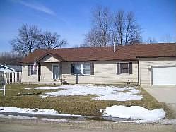 2nd image of 21156 Isabelle St
