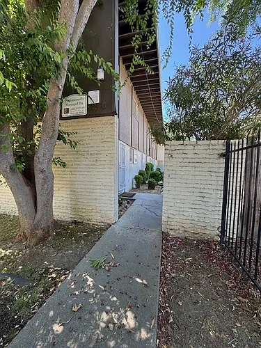 3240 W St #5 Photo 1