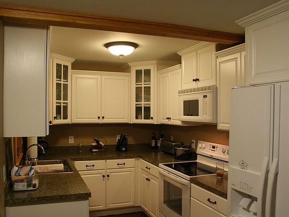 Kitchen/Breakfast 16'x10'