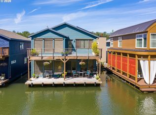 3939 N Marine Dr SLIP 15, Portland, OR 97217