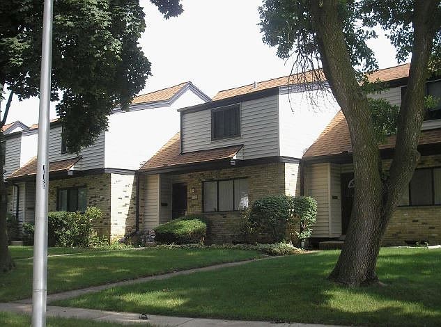 2nd image of 10112 W Kiehnau Ave #29