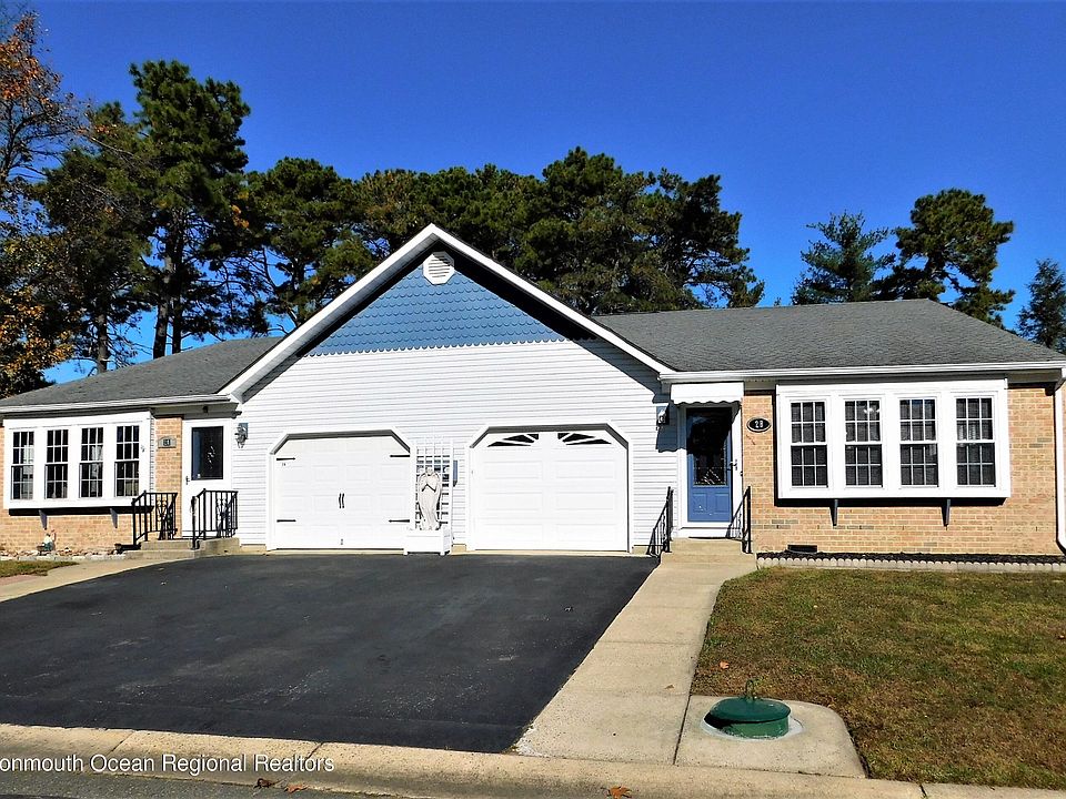1st image of 2B Greenwood Ln