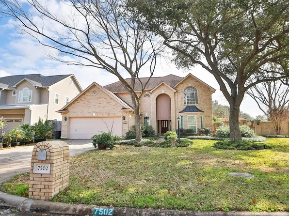7502 Holly Court Est, Houston, TX 77095