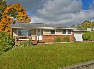 7 Dell Ave, Jeannette, PA