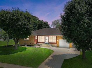 42 Lenape Dr, Pennsville, NJ 08070