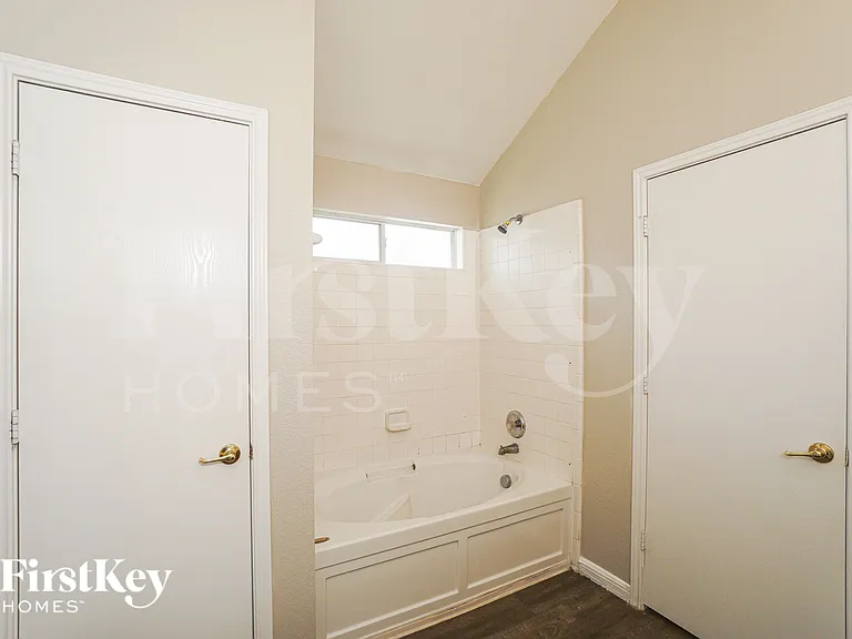 8422 Cherisse Dr — Photo 15