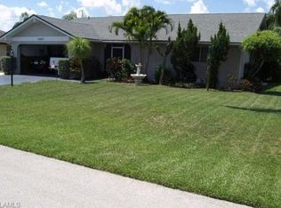 19487 Poppytree Ct, Lehigh Acres, FL 33936