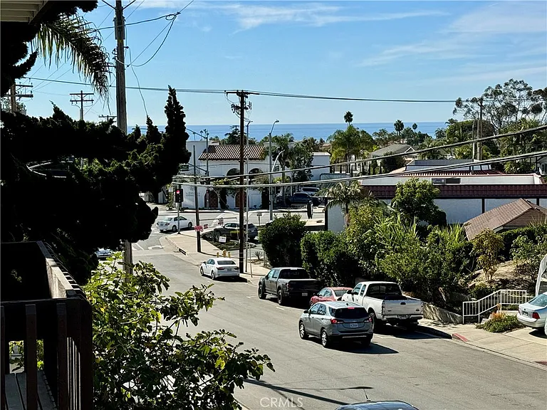 112 E Avenida San Gabriel #3 — Photo 8