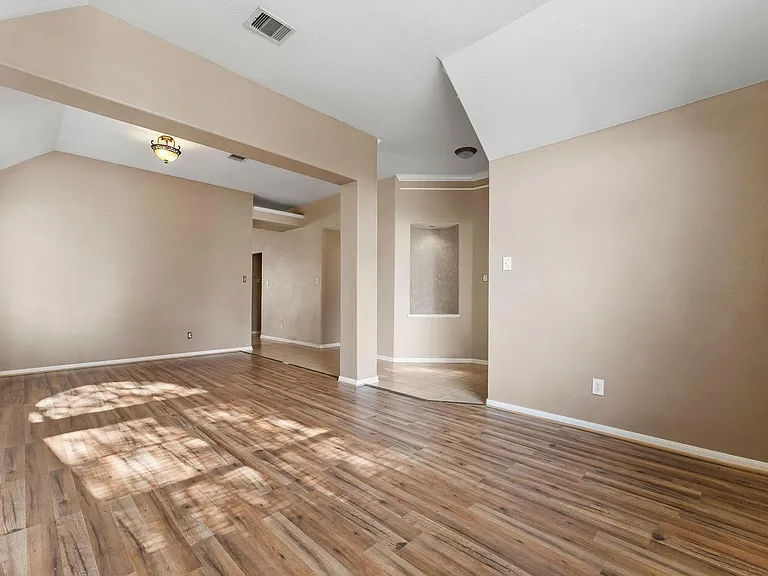 30218 Deleon Fields Dr — Photo 9