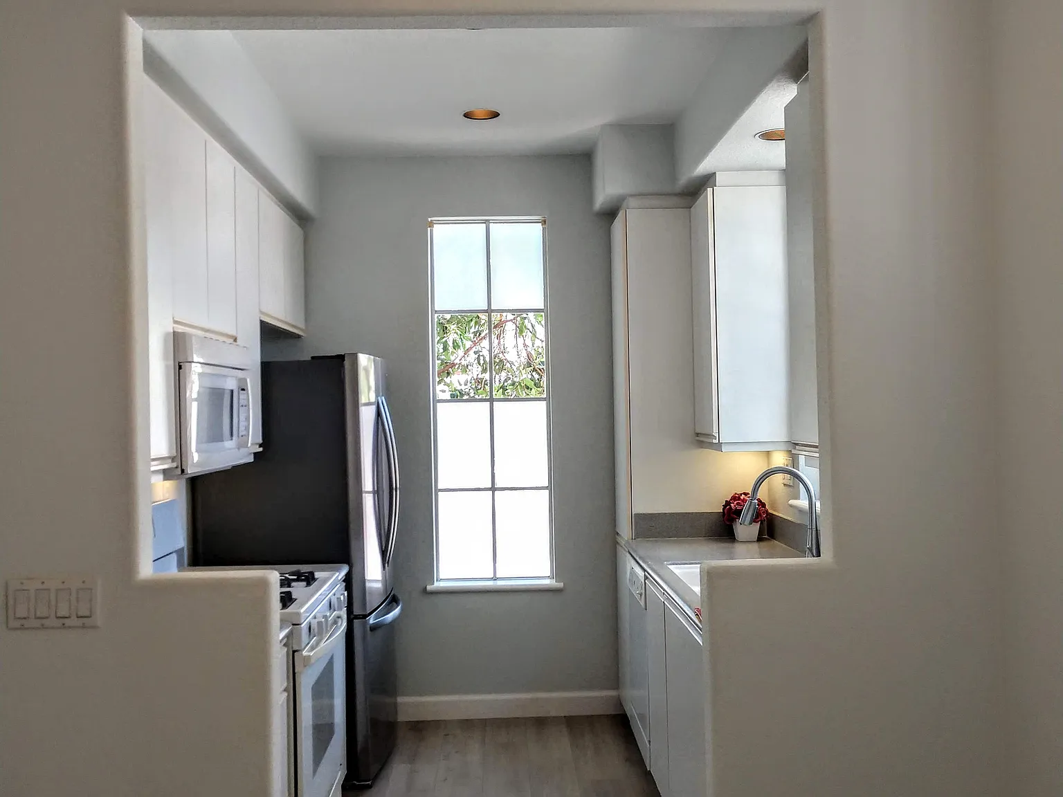 1 bed, 594 sqft, $2,900 — Photo 4