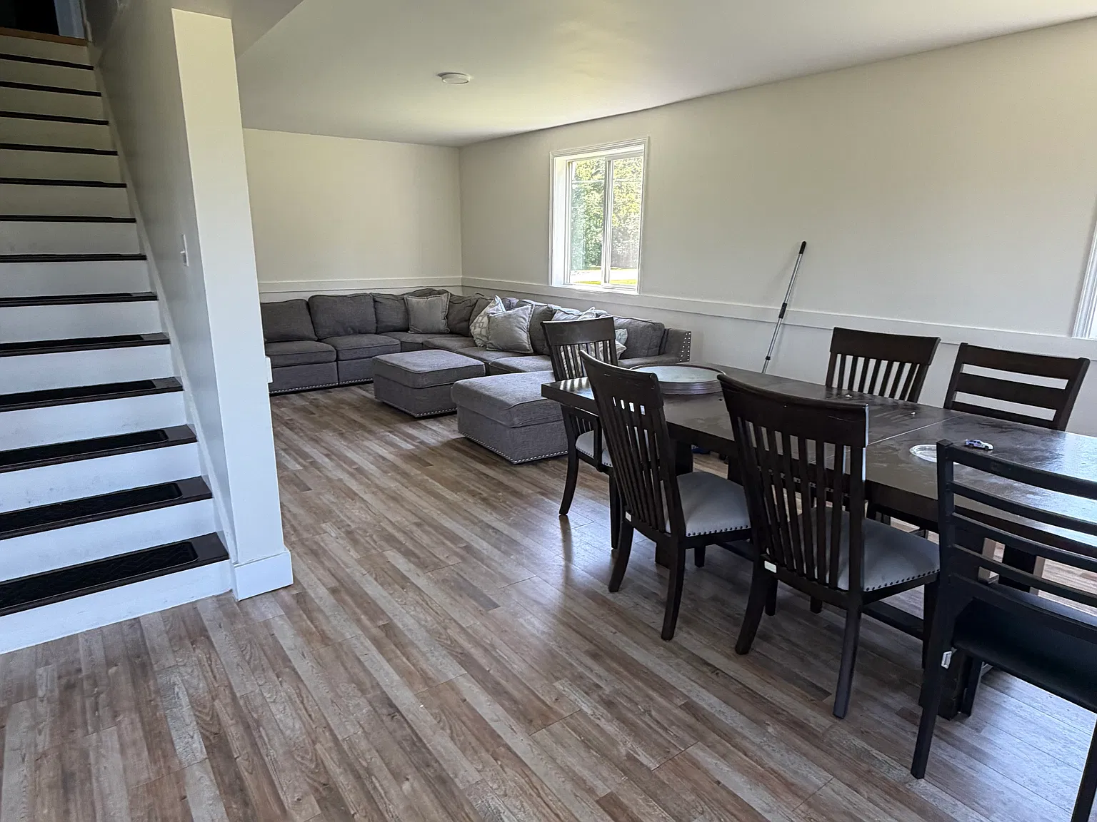 5 bed, 2.5 bath, 1500 sqft, $2,500 — Photo 4