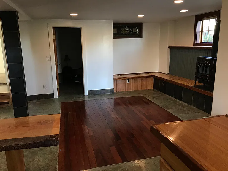 Main living area, door to main bedroom