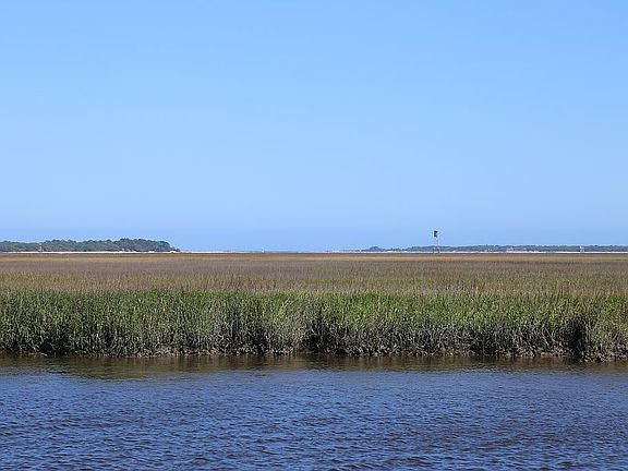 Pt Peter Creek 13' deep