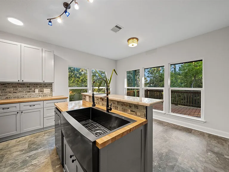 4510 Lininger Ln — Photo 15