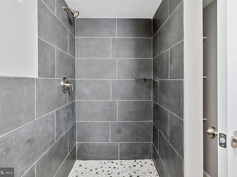 501 Bloomfield Dr — Photo 30