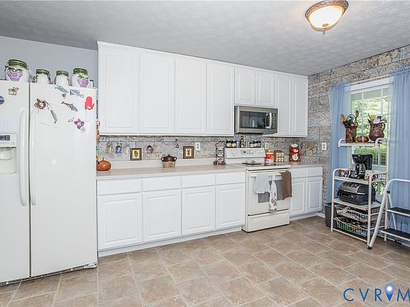 3rd image of 10200 Wilson Rd