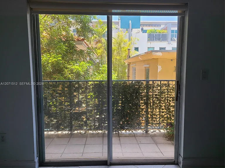 750 Michigan Ave #203 — Photo 30
