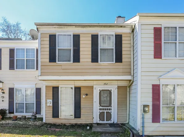1467 Inverness Dr, Stone Mountain, GA 30083