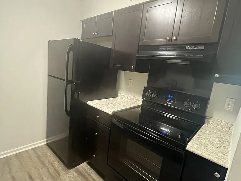 Foxfire West Apartments — Photo 23