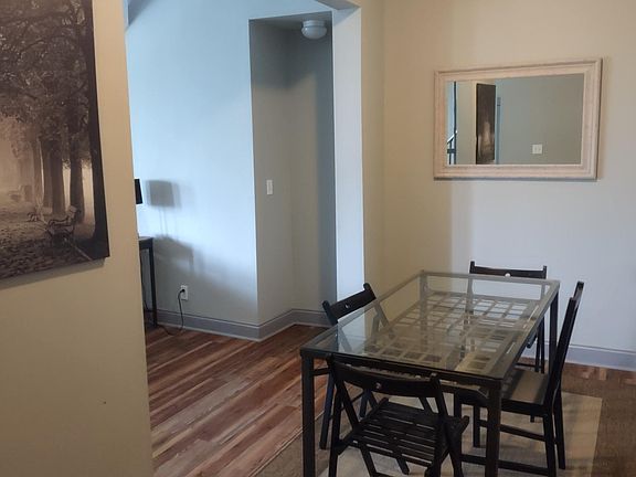 5th image of 3804 Franklin Ave #4