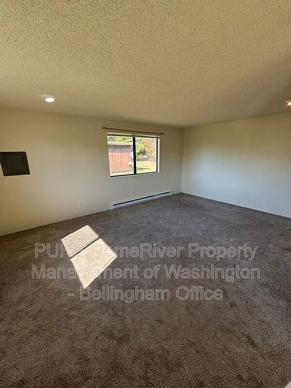 2 bed, 1.0 bath, 800 sqft, $1,645 — Photo 3