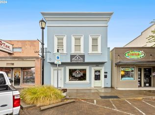 348 S Broadway St, Estacada, OR 97023