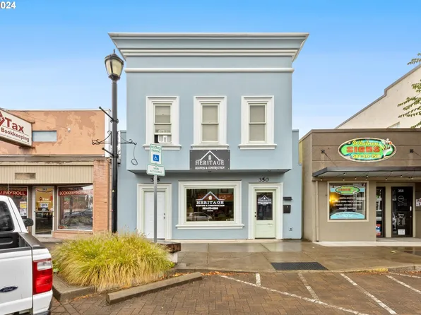 348 S Broadway St, Estacada, OR 97023