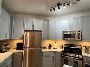 1201 E West Hwy APT 124, Silver Spring, MD 20910