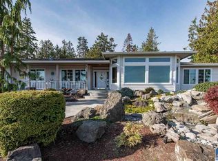 832 Rhododendron Dr, Sequim, WA 98382