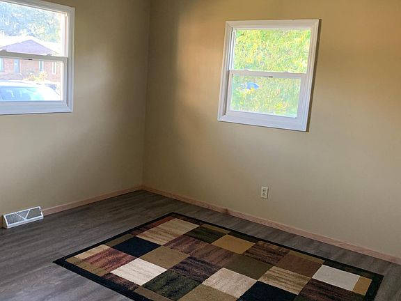 5th image of 5462 Aspen Ave #5462