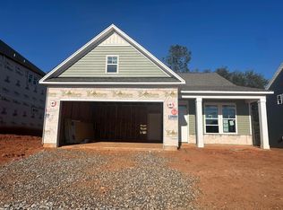 347 E Pyrenees Dr, Wellford, SC 29385