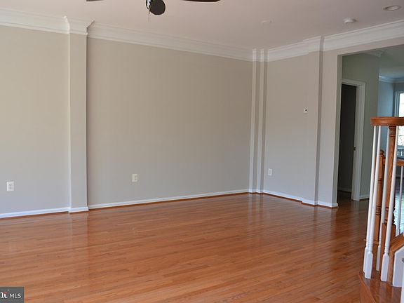 5th image of 4520 English Holly Dr