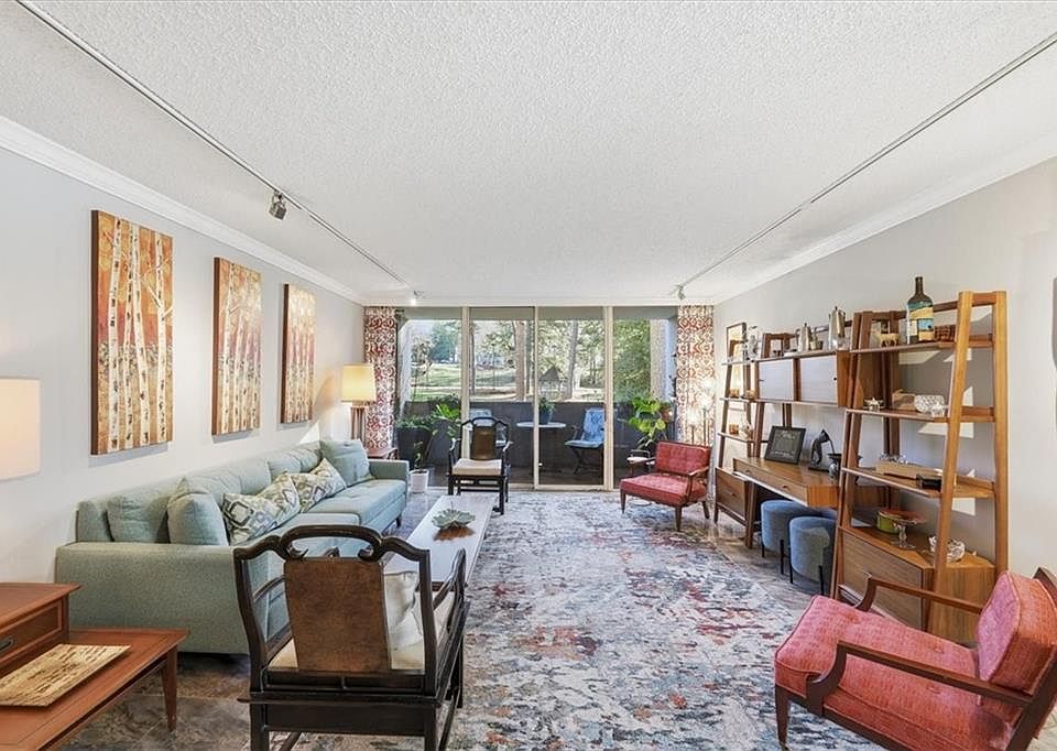 1st image of 3530 Piedmont Rd NE #F-2