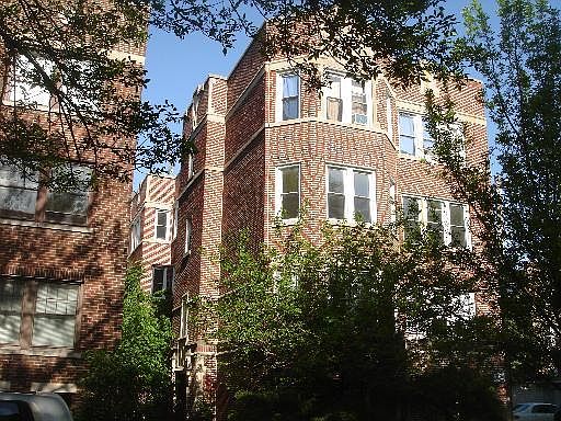 1st image of 6444 N Hamilton Ave APT 1E