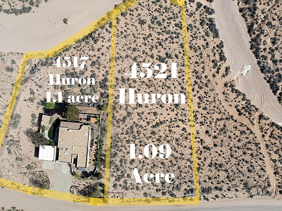3rd image of 4517 Huron Dr NE