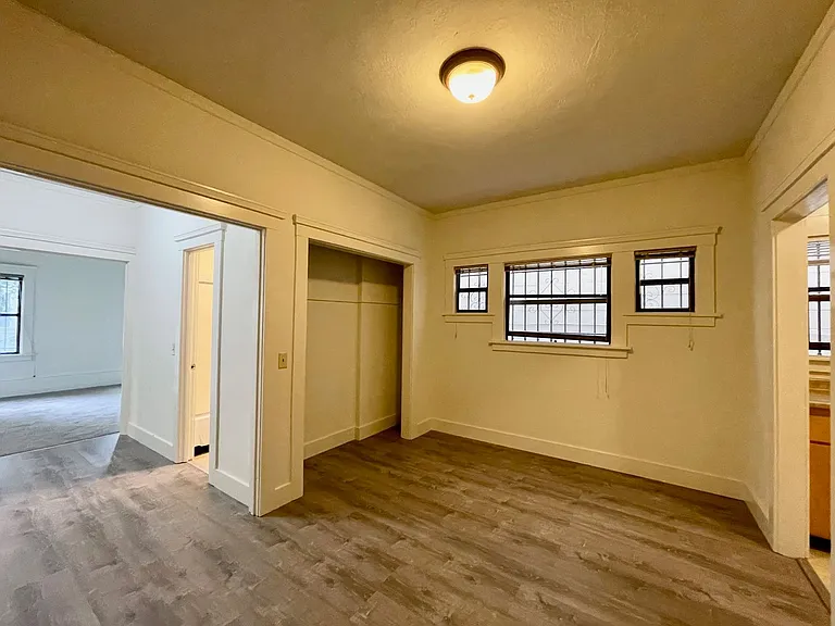 Lantz Building 10 - 359 Grand Ave — Photo 2