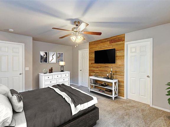2nd image of 2824 Cider Mill Ln