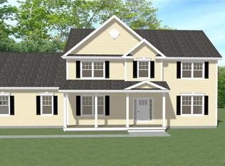 8 Knight View Dr, West Greenwich, RI 02817