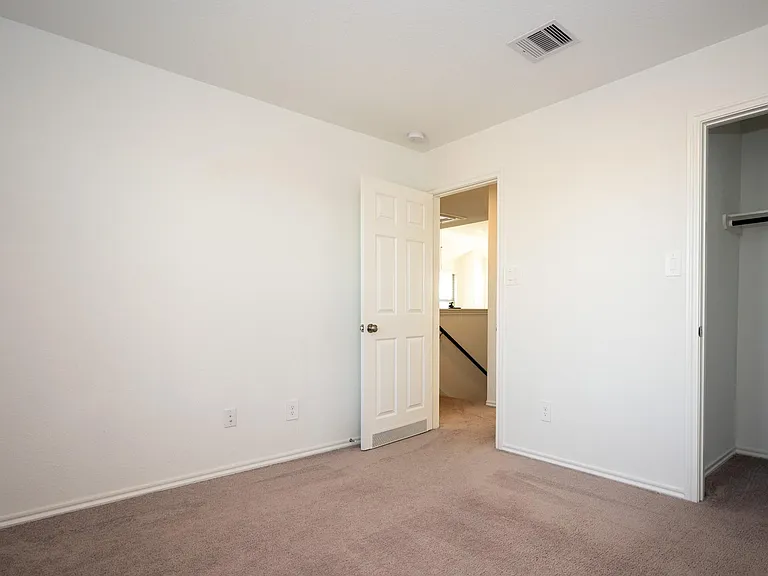 5403 Rosser Ruby Way — Photo 32