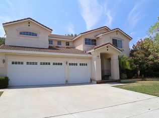 498 Rembrandt Dr, Corona, CA 92882