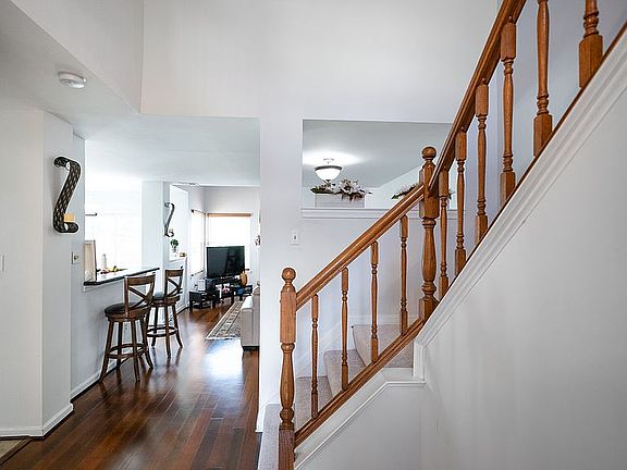 2nd image of 13847 Lord Fairfax Pl