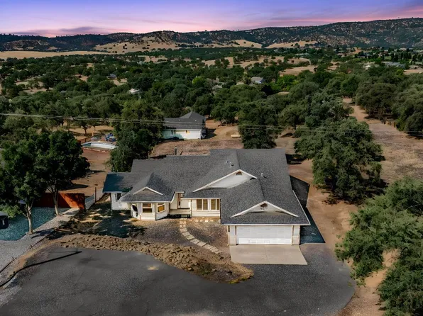 3032 Arrowhead St, Copperopolis, CA 95228
